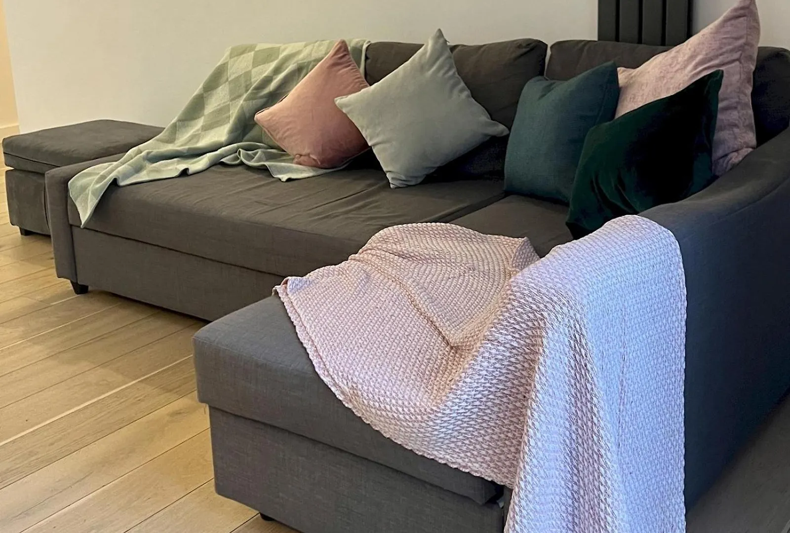 Stylish Getaway Lanes Apartment Pass The Keys 브라이턴